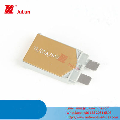Restorer Motor Ship Chip Type In Line Circuit Breaker Protector UL VDE Standar -45-180°C Kisaran suhu