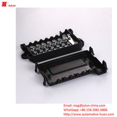Eu UL Standard Mooring 32V Automotive Spare Parts Plastic / Nylon Fuse Holder